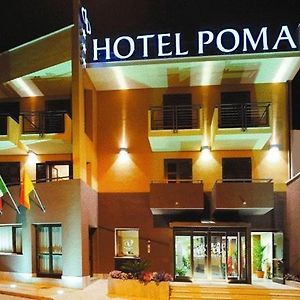 Hotel Poma